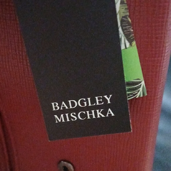 Badgley Mischka Red Accessory - Picture 2 of 6